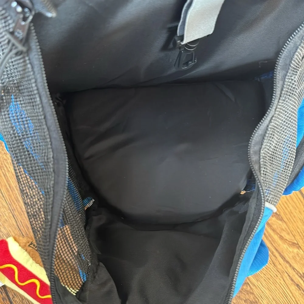 Outward Hound Blue Pet Carrier / Backpack w/ BONUS Free Hotdog Toy CLEAN